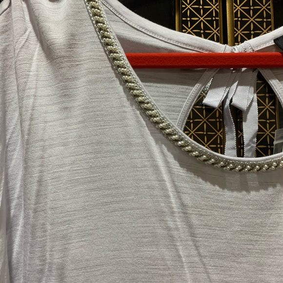 White House Black Market size Large - Picture 3 of 4